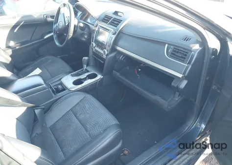 2014 Toyota Camry Se z USA, uszkodzony, nr VIN 4T1BF1FK1EU349637